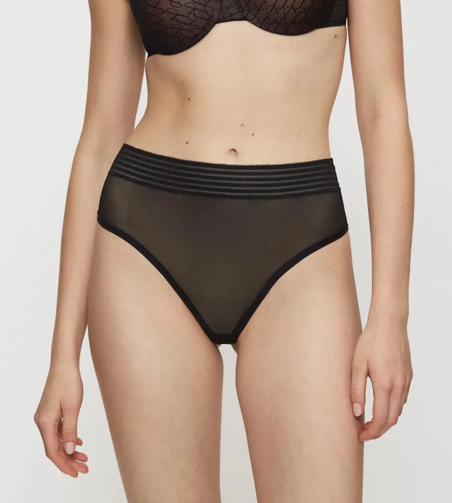 String, Brazilian>Triumph TEMPTING SHEER Black