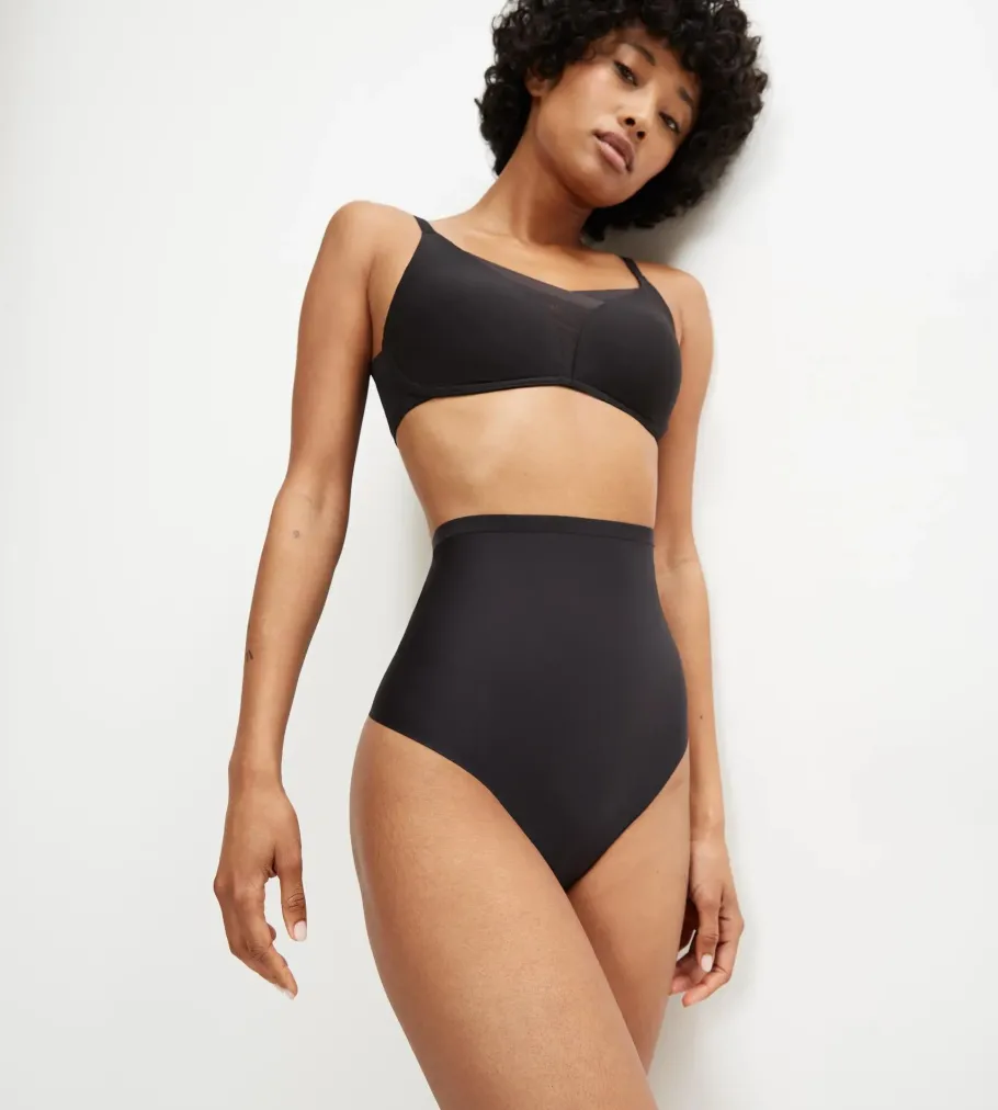 Lift Smart Shop Now|String, Brazilian>Triumph SHAPE SMART Black