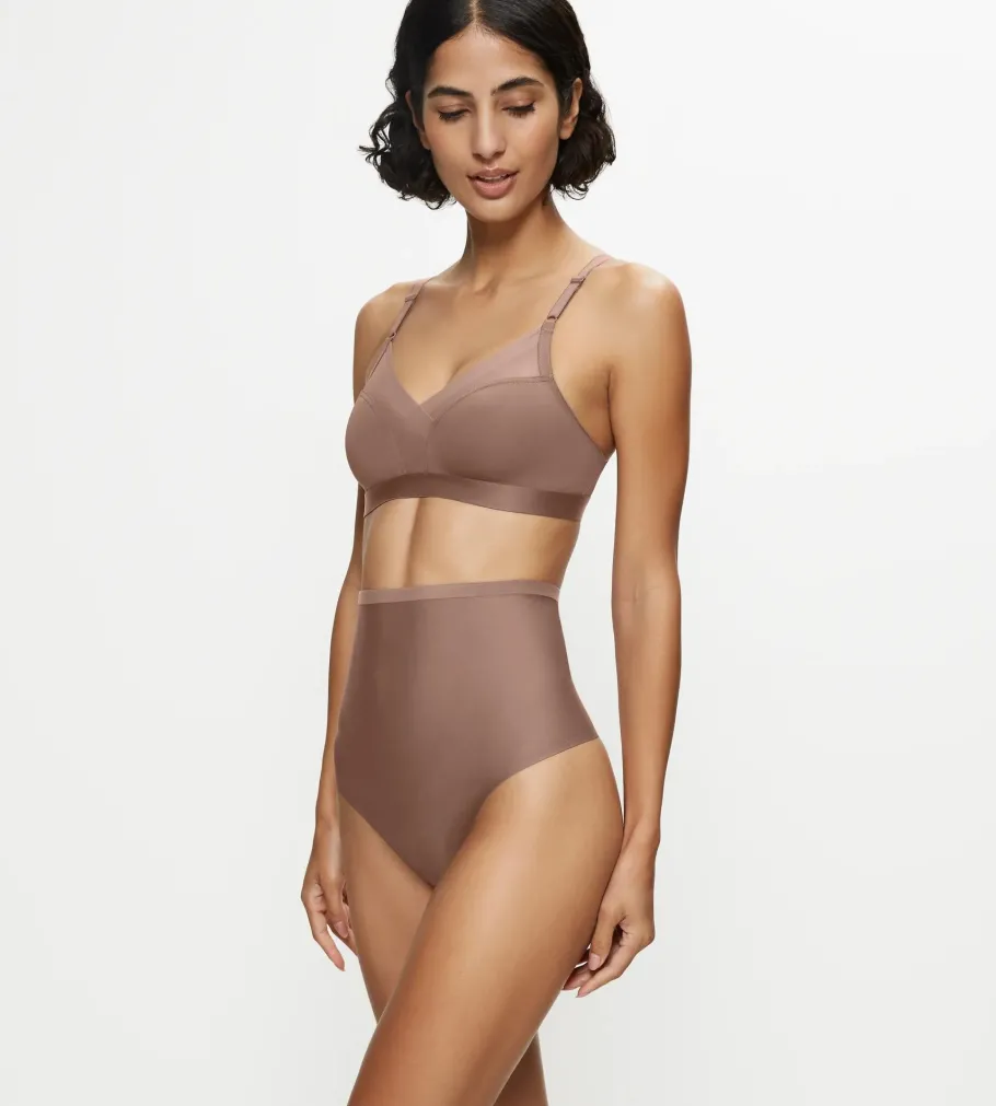 Lift Smart Shop Now|String, Brazilian>Triumph SHAPE SMART Toastedalmond