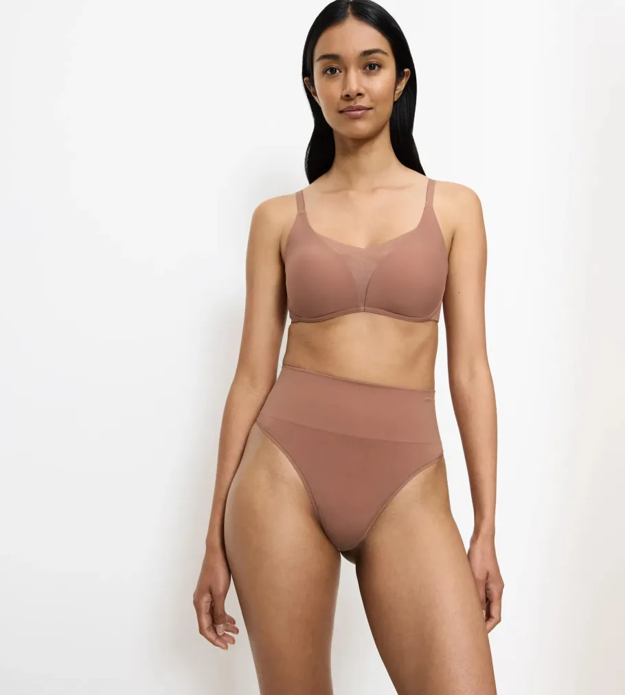 String, Brazilian|Shapewear>Triumph SOFT SCULPT Toastedalmond