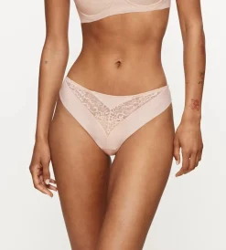 String, Brazilian>Triumph VIVID SPOTLIGHT CameoBeige