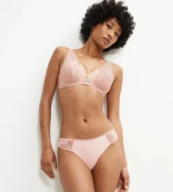 String, Brazilian|Seamless><noscript><img width=
